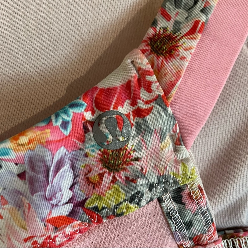 Lululemon Run Your Stuff II Floral Multi-Color Sports Bra Size 8 - Picture 6 of 8